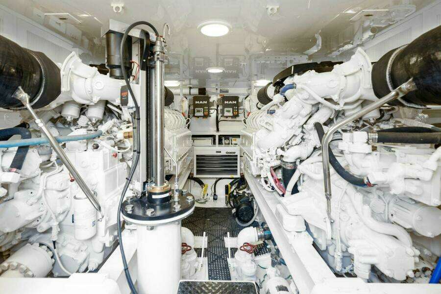 2016 Viking 55 Convertible DONE PICKIN