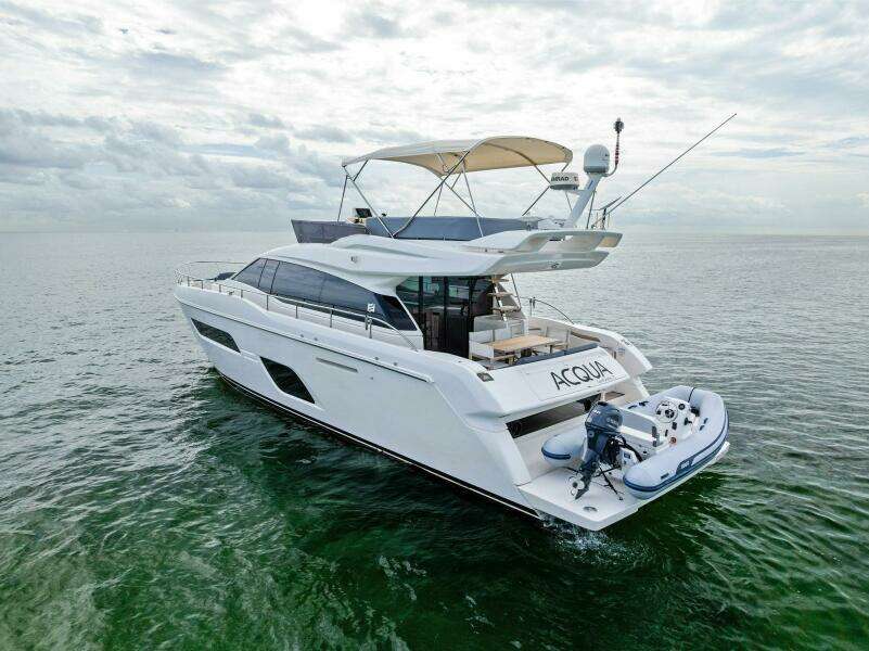 2018 Ferretti Yachts 800