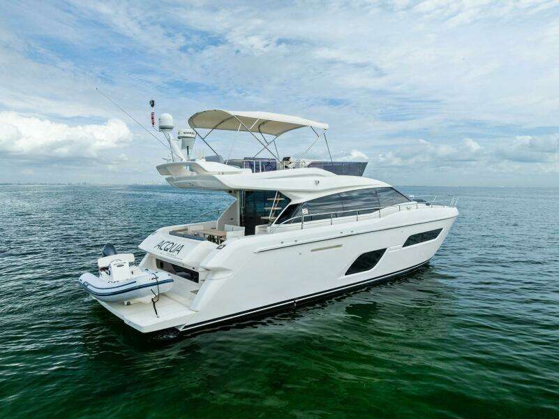 2018 Ferretti Yachts 800