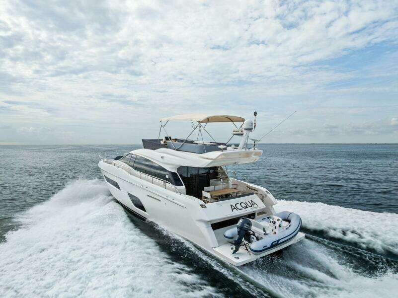 2018 Ferretti Yachts 800