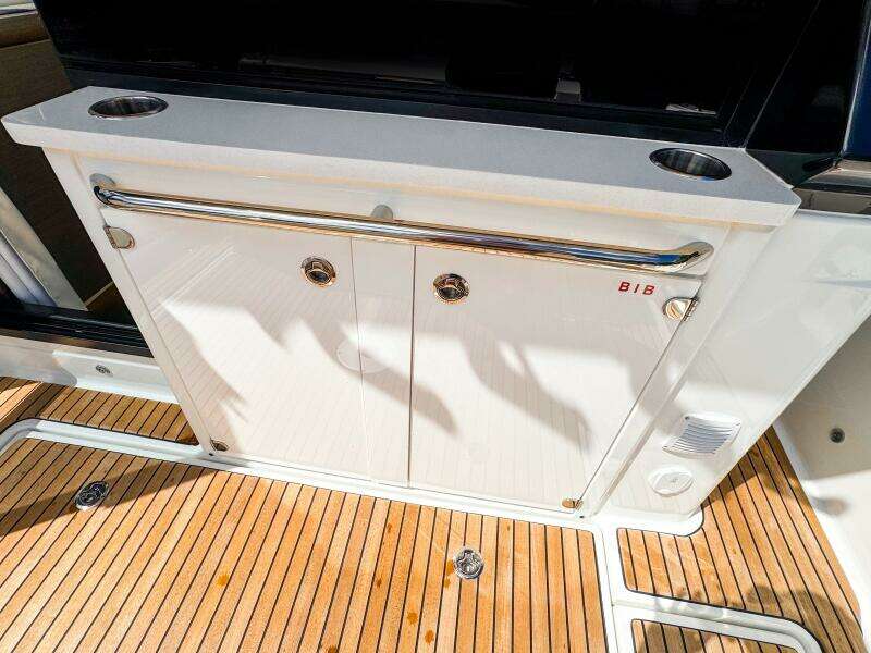 2025 Wellcraft 38 Explorer