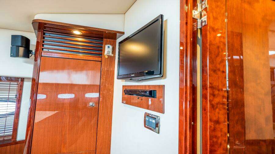 2013 Sea Ray 610 SUNDANCER