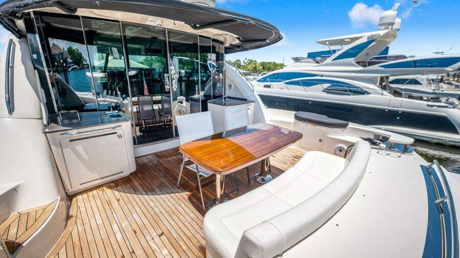 2013 Sea Ray 610 SUNDANCER