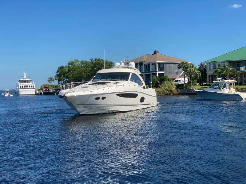 2013 Sea Ray 610 SUNDANCER