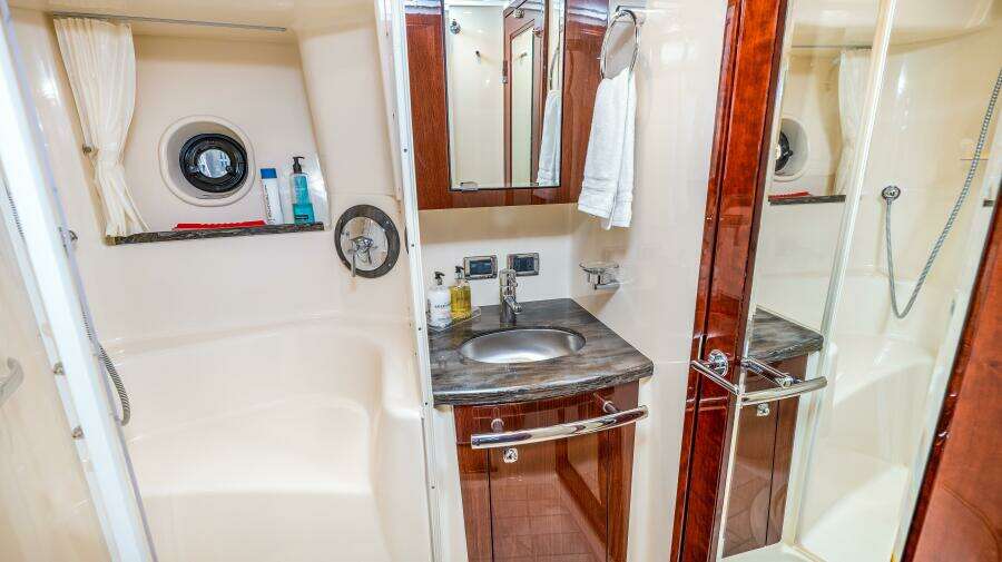 2013 Sea Ray 610 SUNDANCER