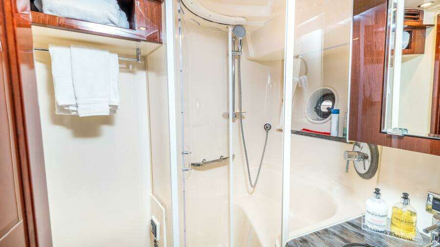 2013 Sea Ray 610 SUNDANCER