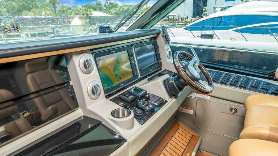 2013 Sea Ray 610 SUNDANCER