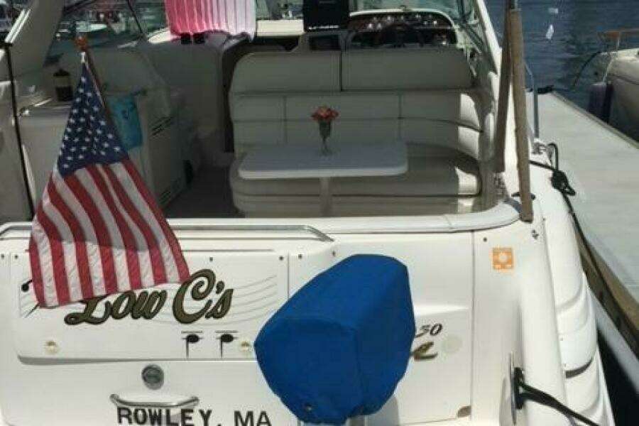 1998 Sea Ray 330 Express