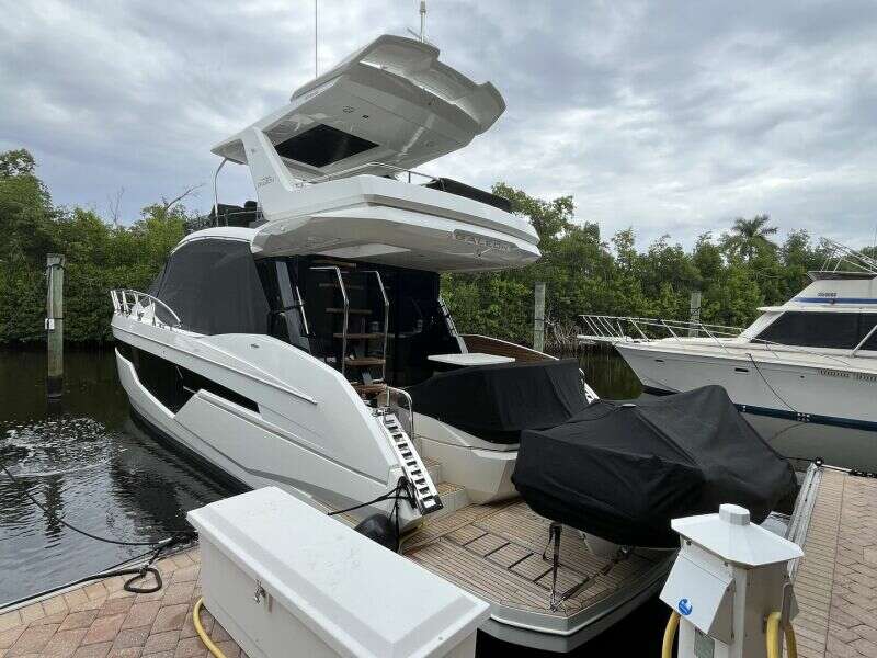 2023 Galeon 500 FLY