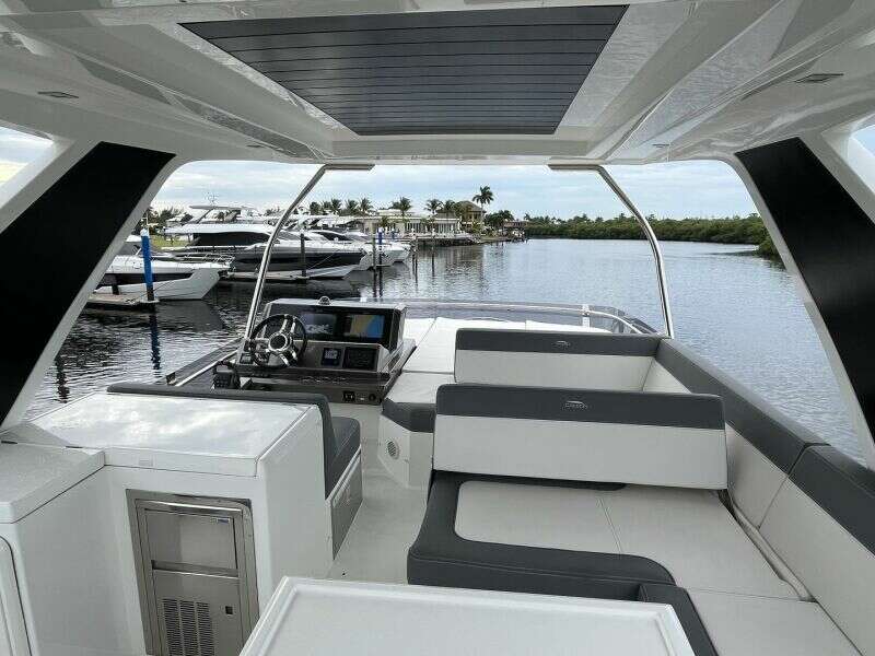 2023 Galeon 500 FLY