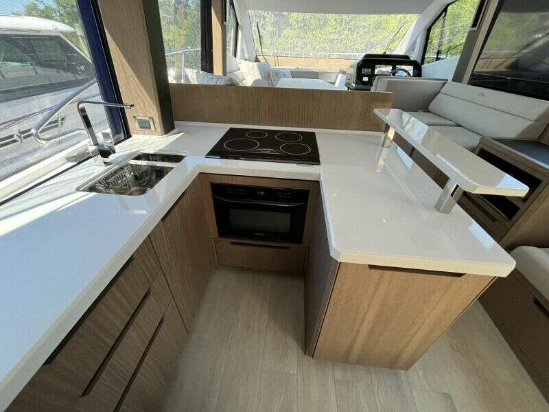 2023 Galeon 500 FLY