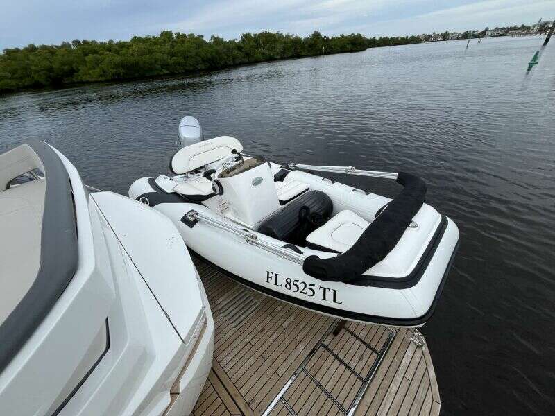 2023 Galeon 500 FLY