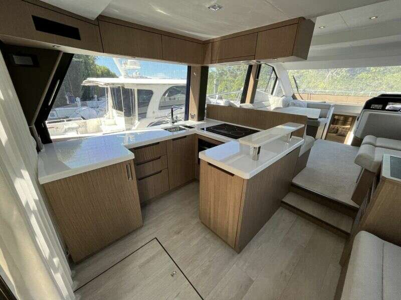 2023 Galeon 500 FLY