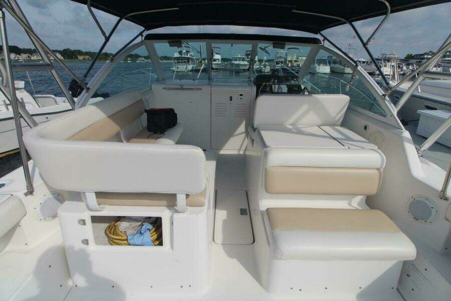 2001 Tiara Sport 2900 Coronet