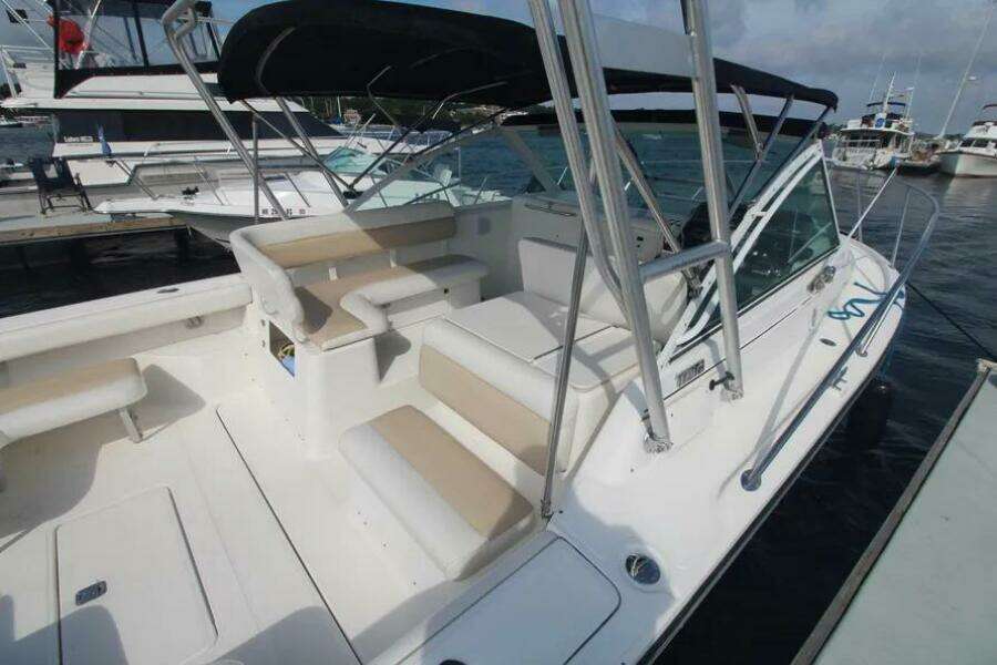 2001 Tiara Sport 2900 Coronet