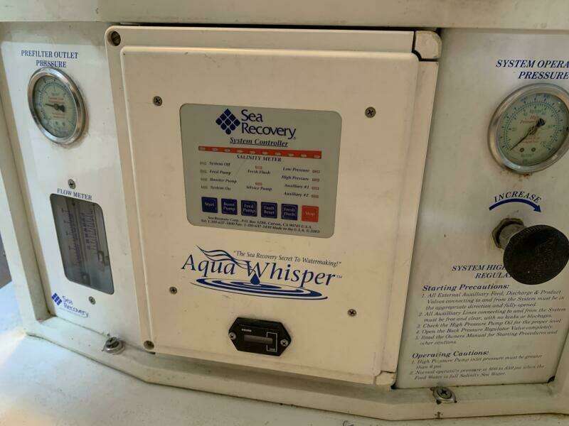 2000 Viking 50 Convertible Sportfish