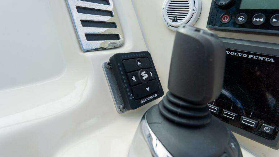 2017 Chris-Craft Corsair Heritage Edition