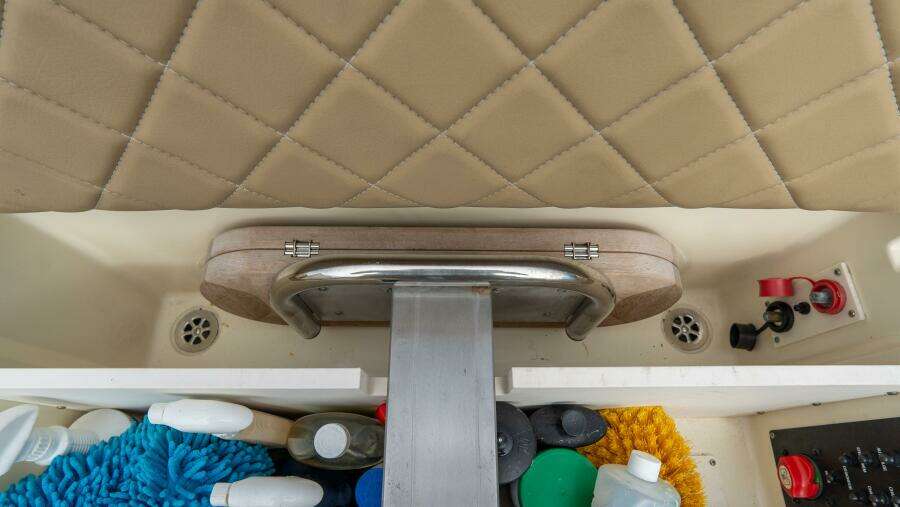 2017 Chris-Craft Corsair Heritage Edition