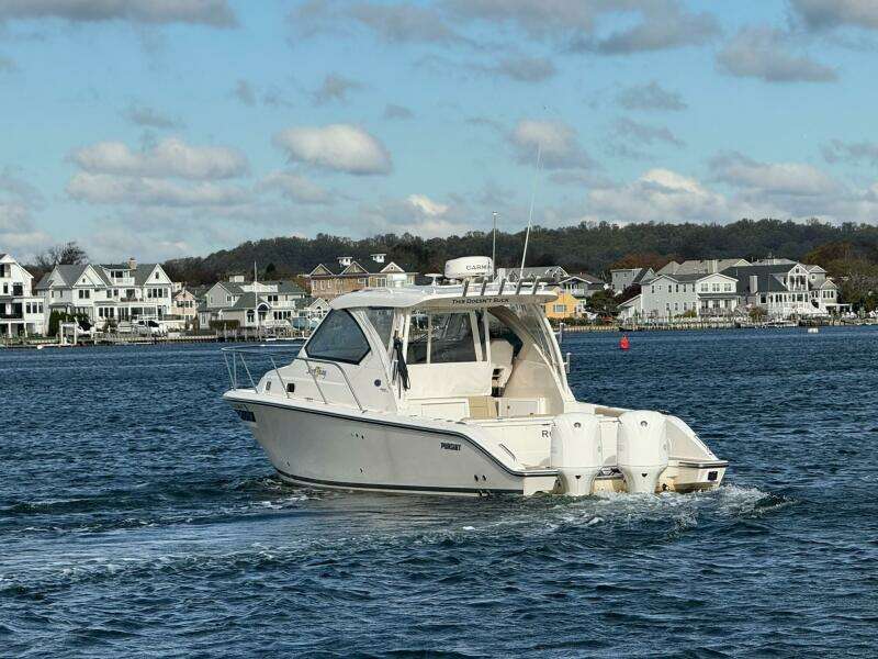 2017 Pursuit OS 325 Offshore