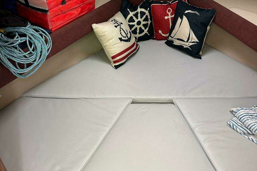 1998 Rampage 28 Express