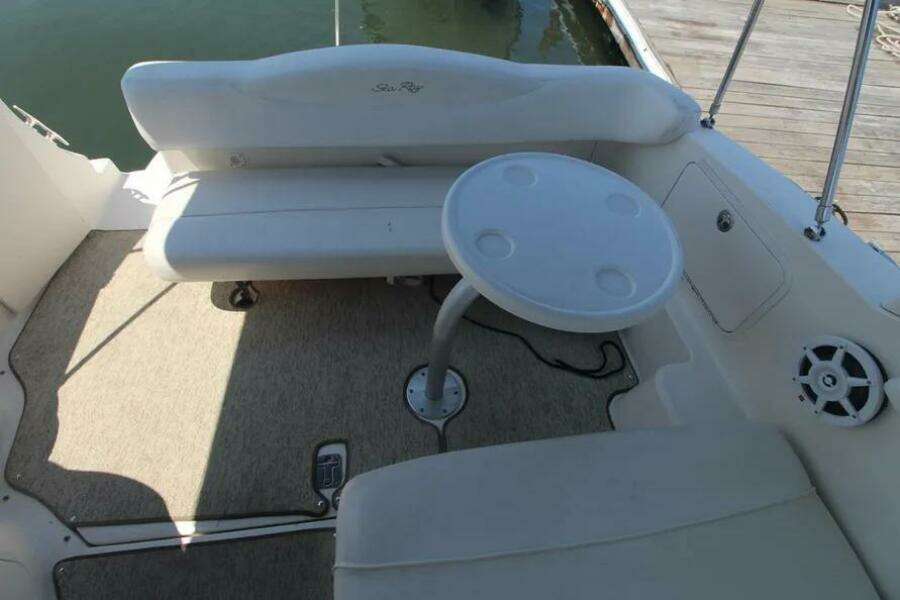 2004 Sea Ray 280 Sundancer