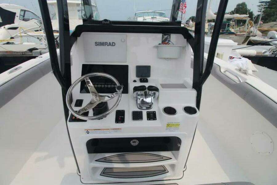 2020 Sea Pro 259 Center Console