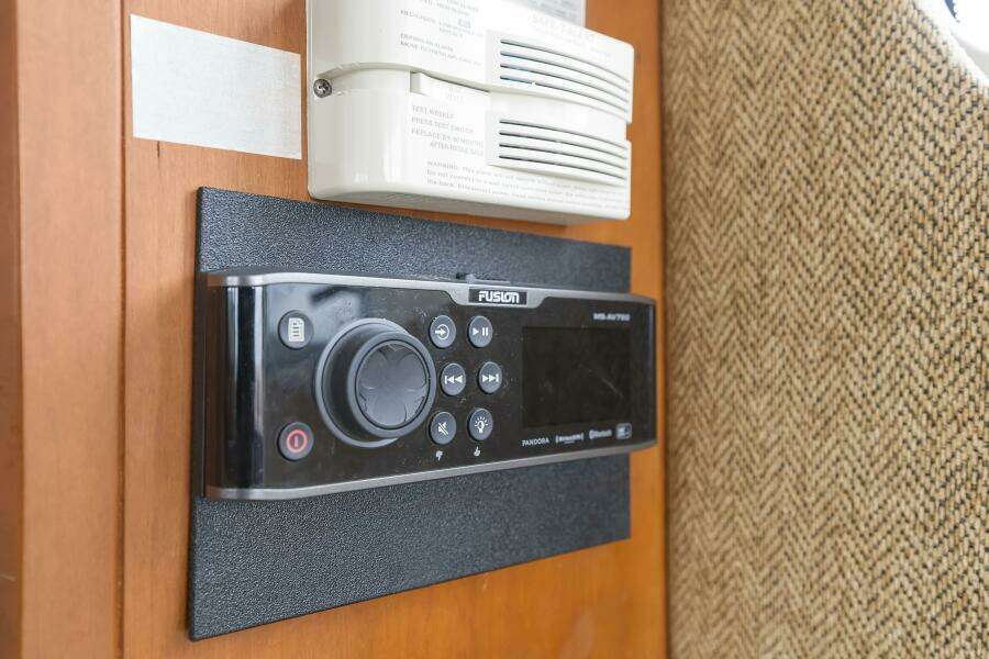 2005 Silverton 34 Convertible