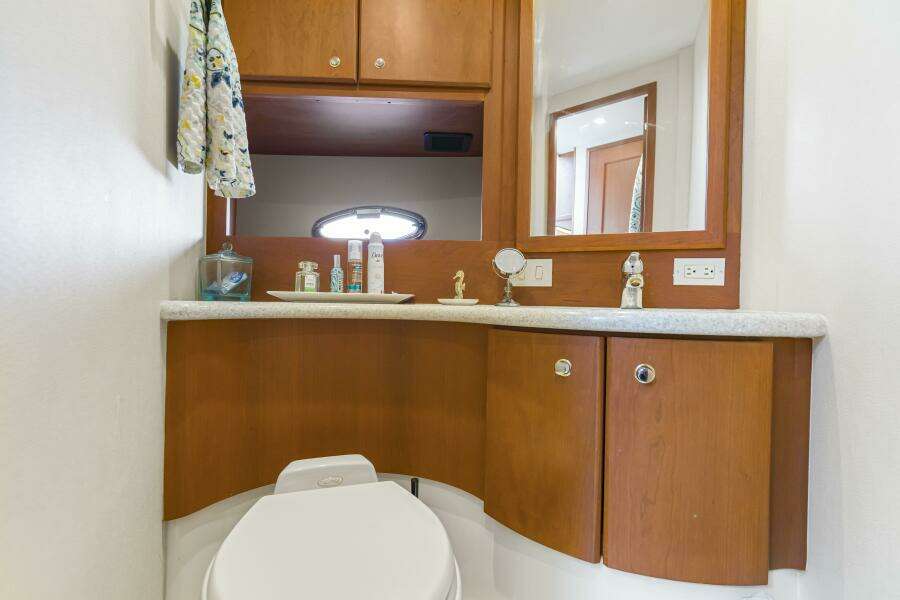 2005 Silverton 34 Convertible