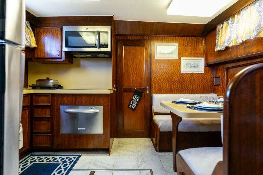 1978 Hatteras 53 Yacht Fisherman