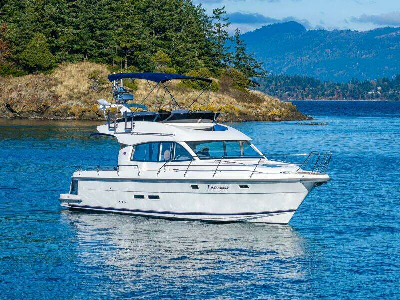 2023 Nimbus 405 Flybridge