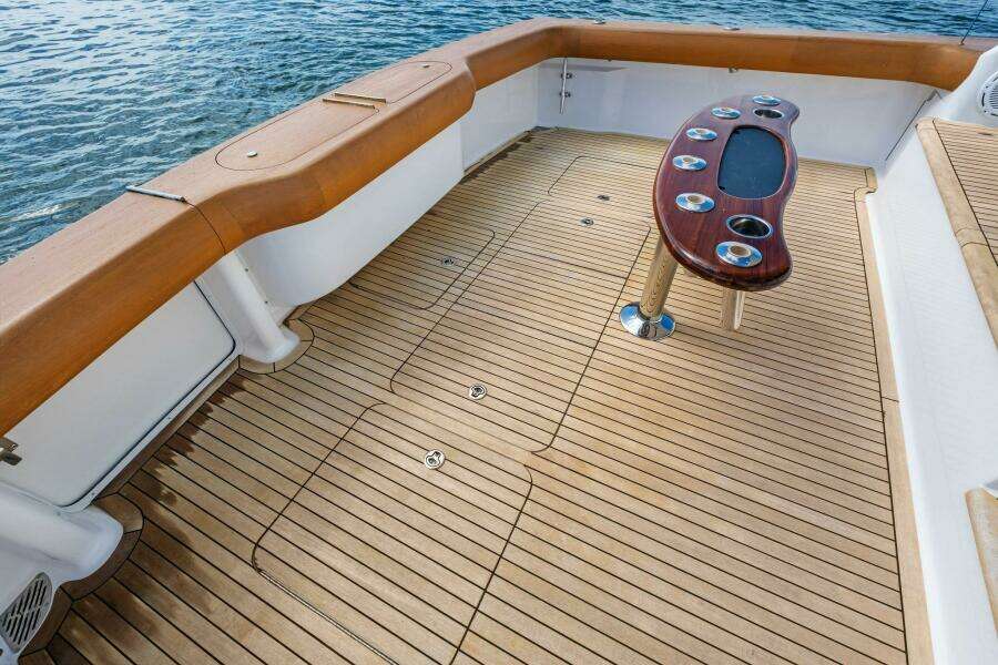 2006 Viking 56 Convertible SUMMER SALT