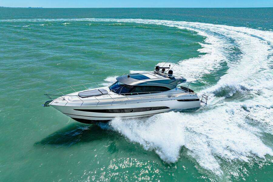 2022 Riviera 5400 Sport Yacht Platinum Edition