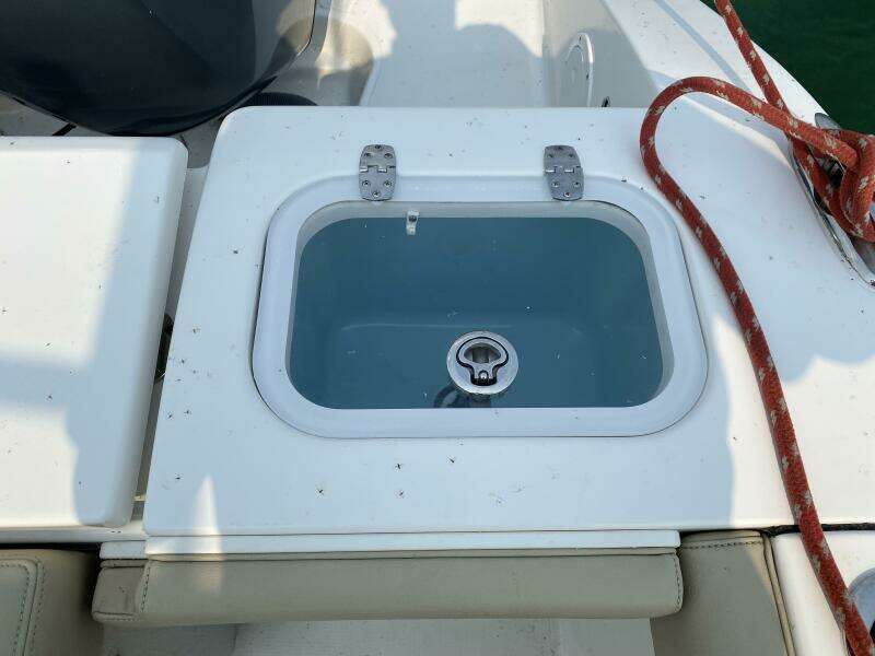 2021 Pursuit 266 Dual Console