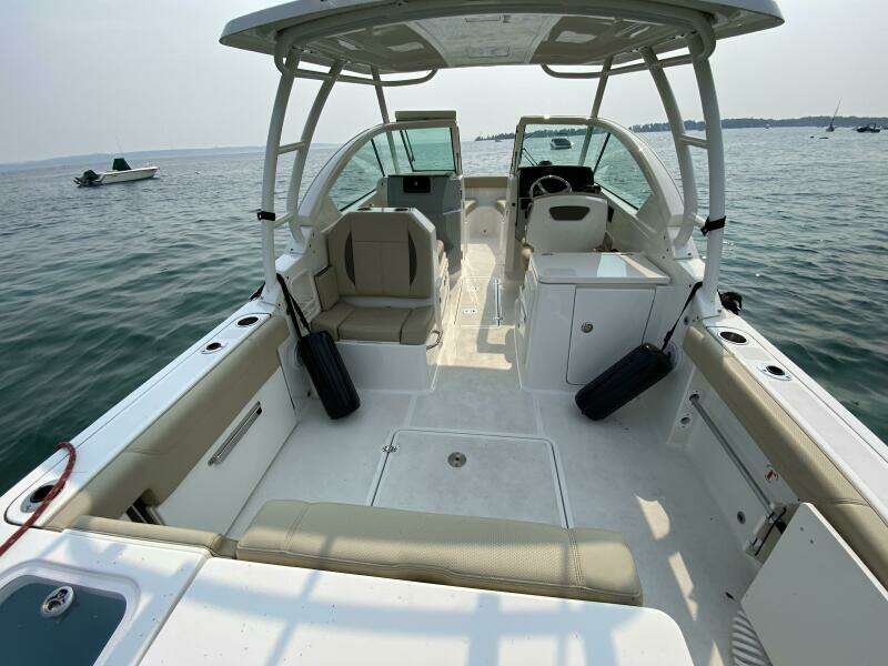 2021 Pursuit 266 Dual Console