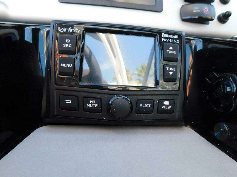 2021 Yamaha Boats AR210