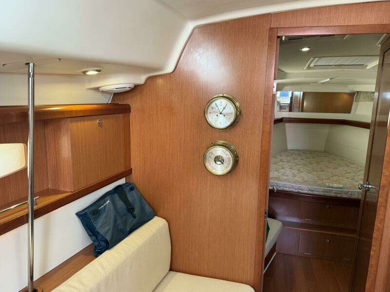 2008 Beneteau Oceanis 43