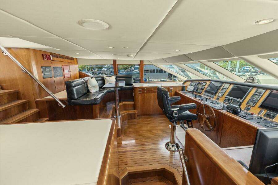 1999 Trinity Yachts 
