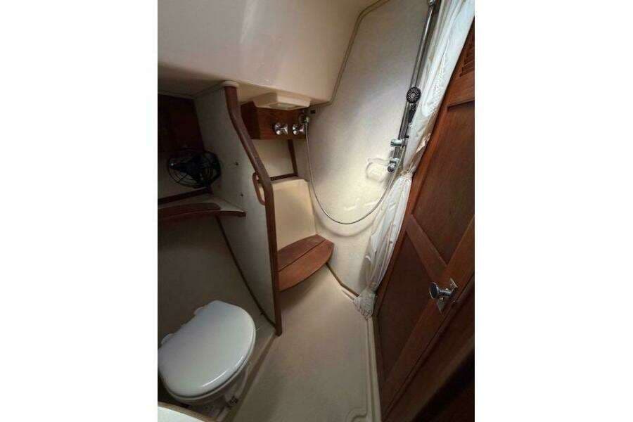 1997 Island Packet 37