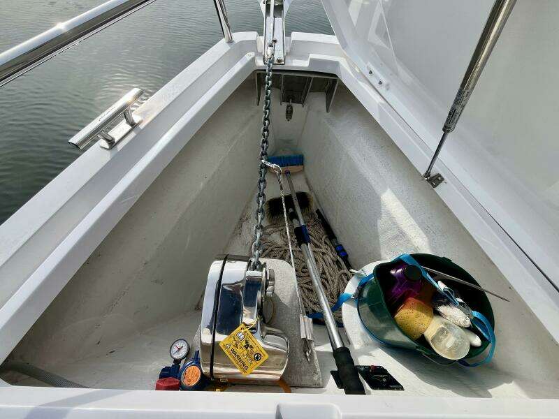 2018 Axopar 37 Sport Cabin R