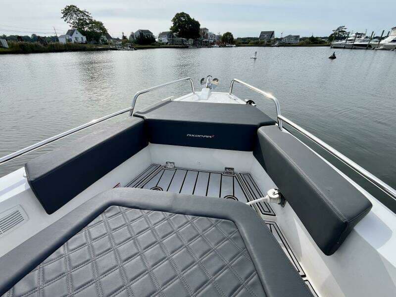 2018 Axopar 37 Sport Cabin R