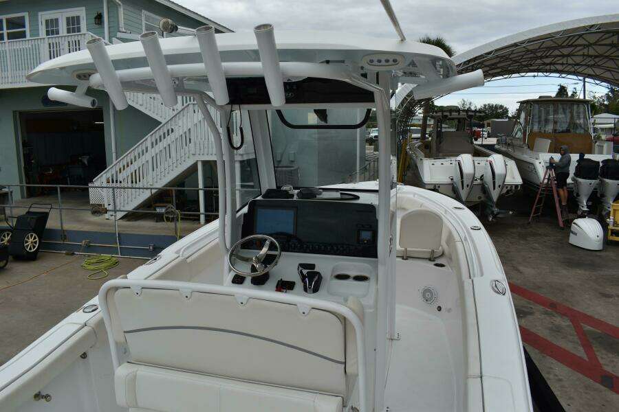 2023 Sea Hunt Ultra 255 SE