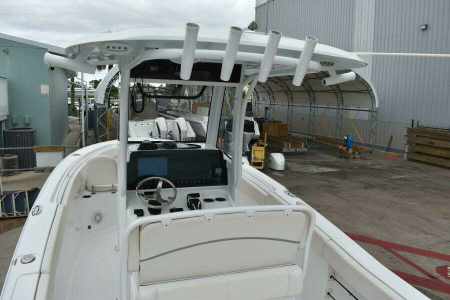 2023 Sea Hunt Ultra 255 SE