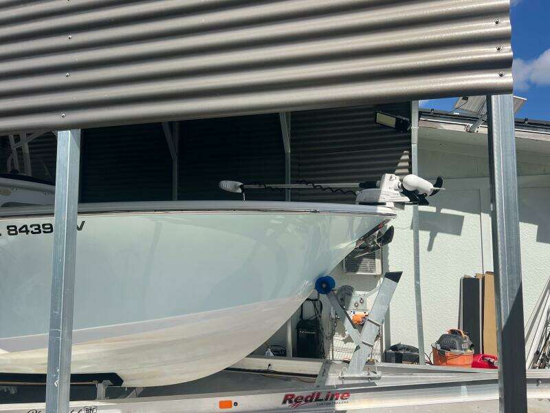 2021 Sportsman 232 Platinum Center Console