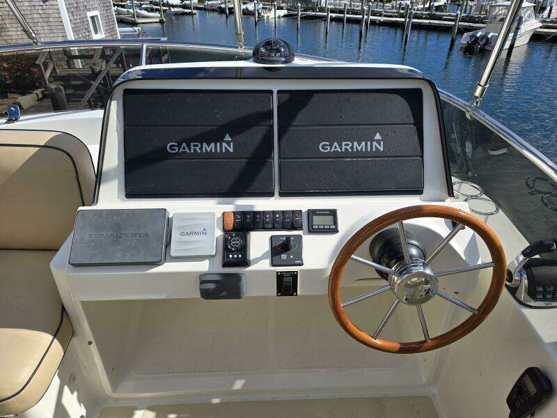 2017 Sabre 48 Flybridge