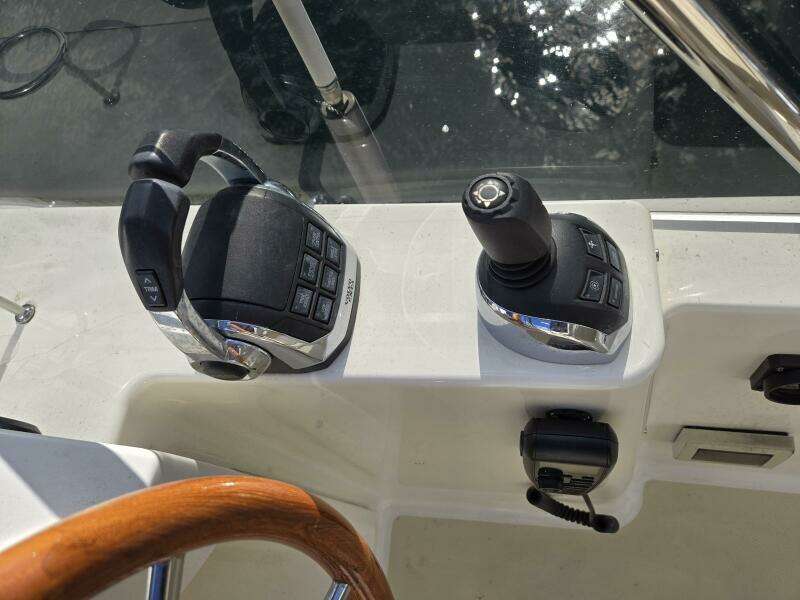 2017 Sabre 48 Flybridge