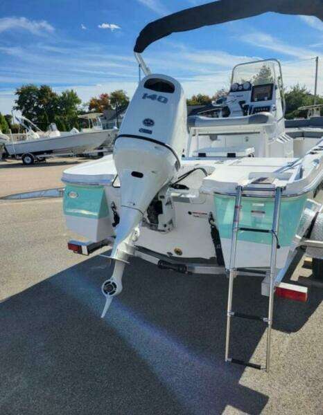 2025 NauticStar 191 Hybrid