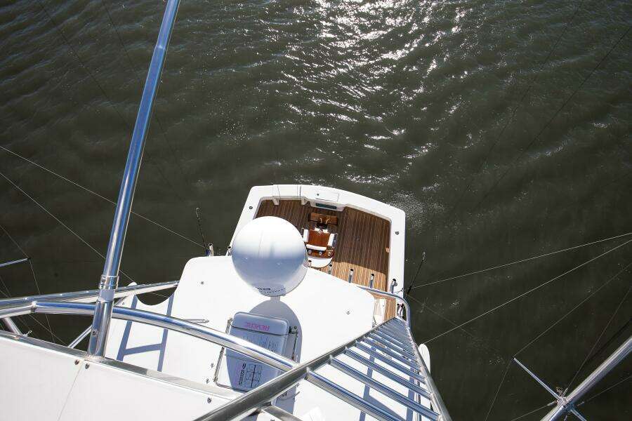 1998 Viking 58 Convertible