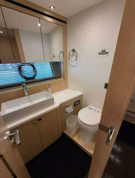 2017 Sunseeker 68 Predator