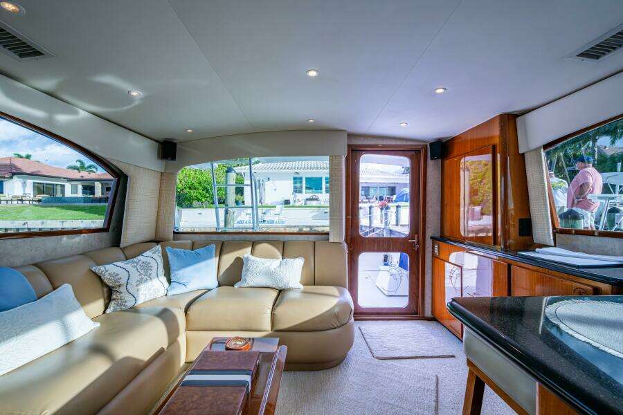 2004 Egg Harbor 43 Sport Fisherman