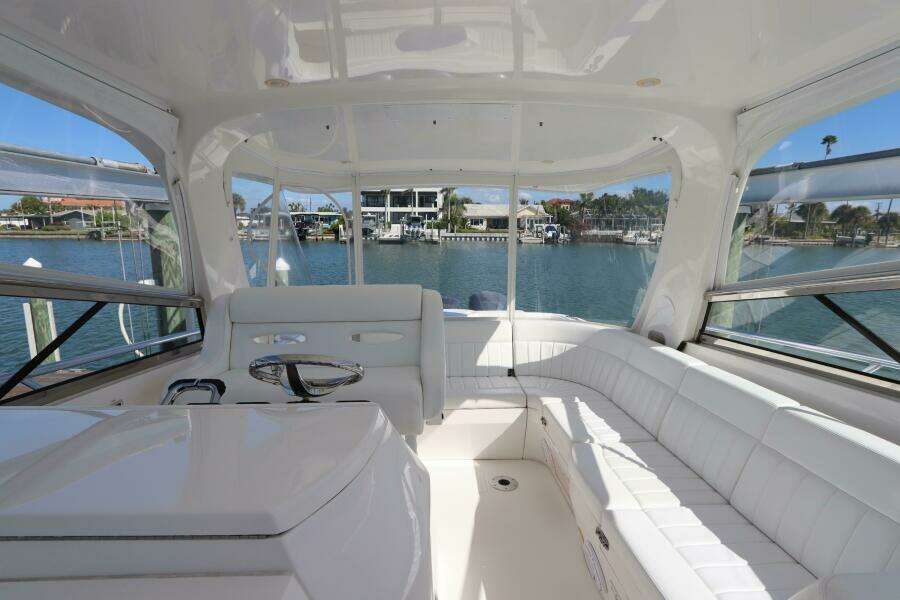 2012 Intrepid 430 Sport Yacht